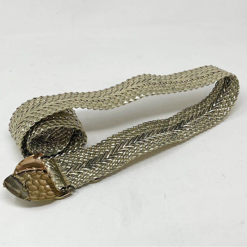 OOAK Vintage Women’s Gold Tone Brass Fish Buckle Woven Leather Belt Adjustable - Picture 8 of 8